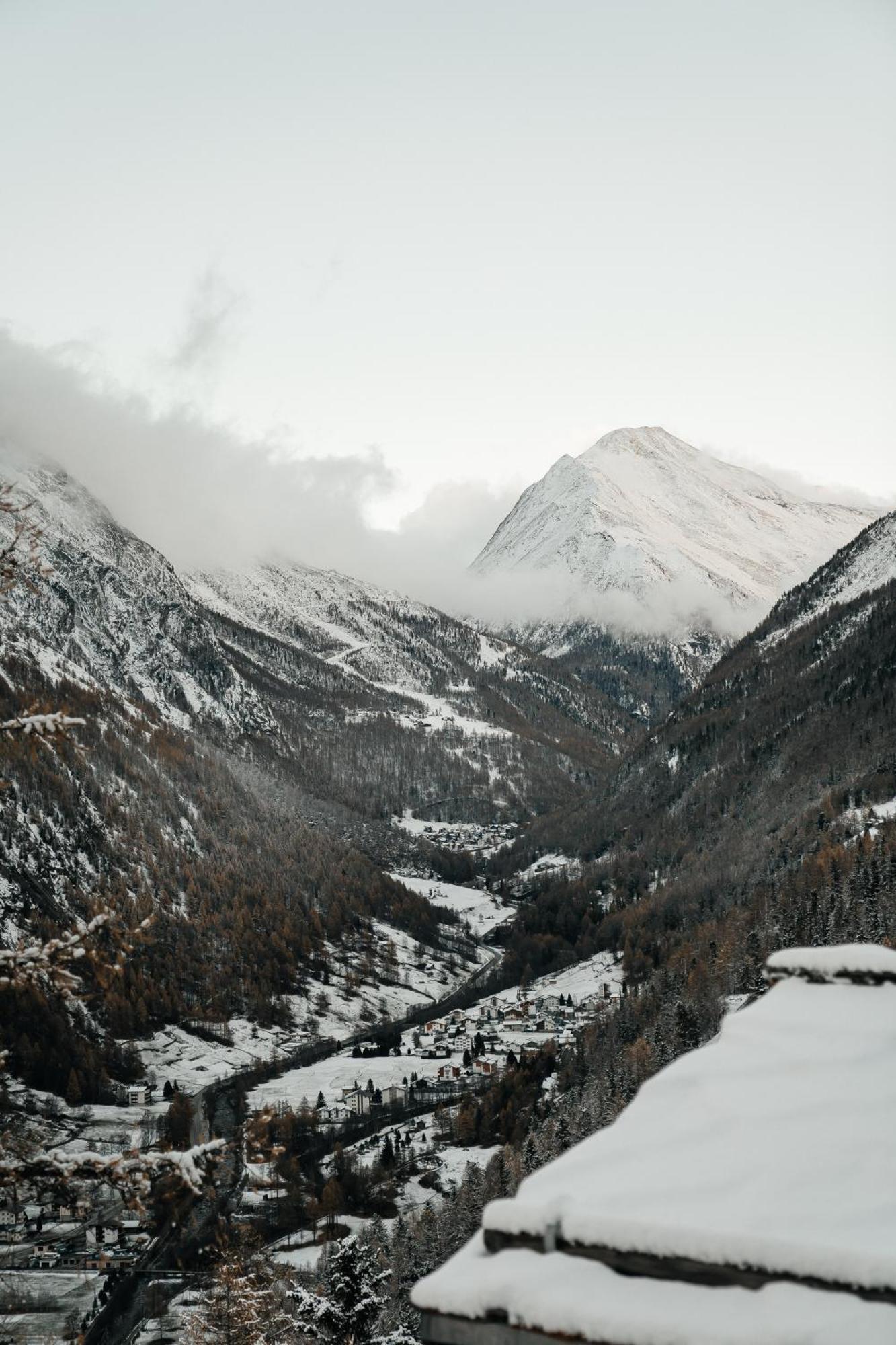 Waldhotel Fletschhorn Panoramic Retreat In Saas Fee ภายนอก รูปภาพ